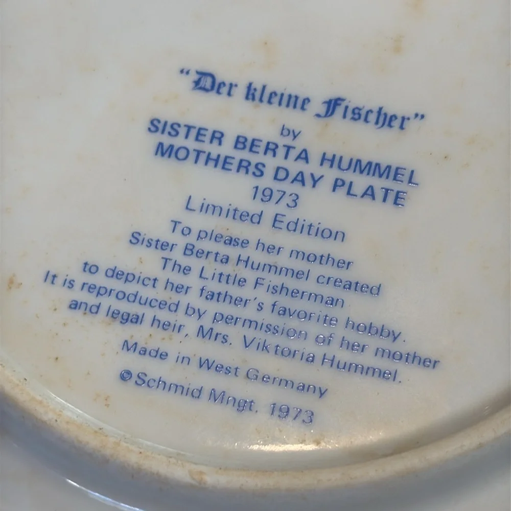 Schmid 1973 Sister Berta Hummel Mother's Day Collectors Plate Vintage‎ with Box